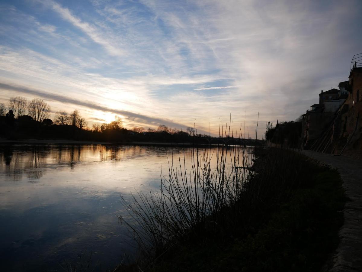 Restaurant Cote Garonne Le Balcon Des Dames - Fauillet Marmande - Vue Panoramique Bord De Garonne Climatisees Tonneins