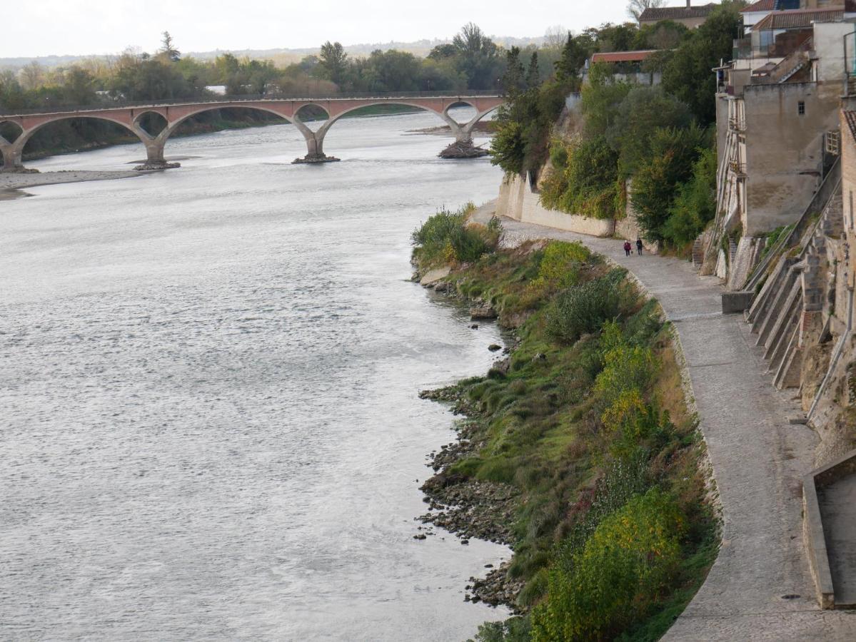 Restaurant Cote Garonne Le Balcon Des Dames - Fauillet Marmande - Vue Panoramique Bord De Garonne Climatisees Hotel Tonneins