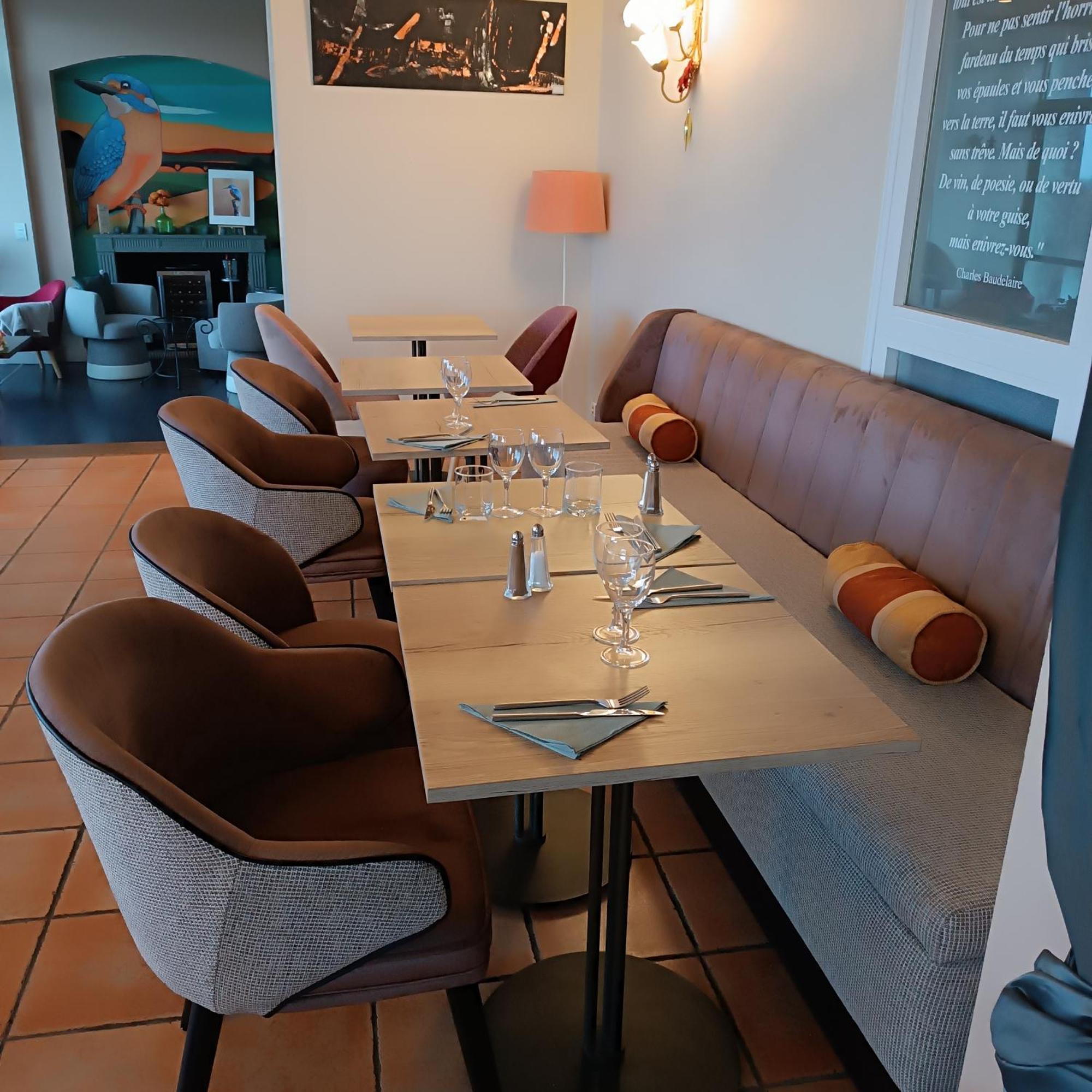 Hotel Restaurant Cote Garonne Le Balcon Des Dames - Fauillet Marmande - Vue Panoramique Bord De Garonne Climatisees