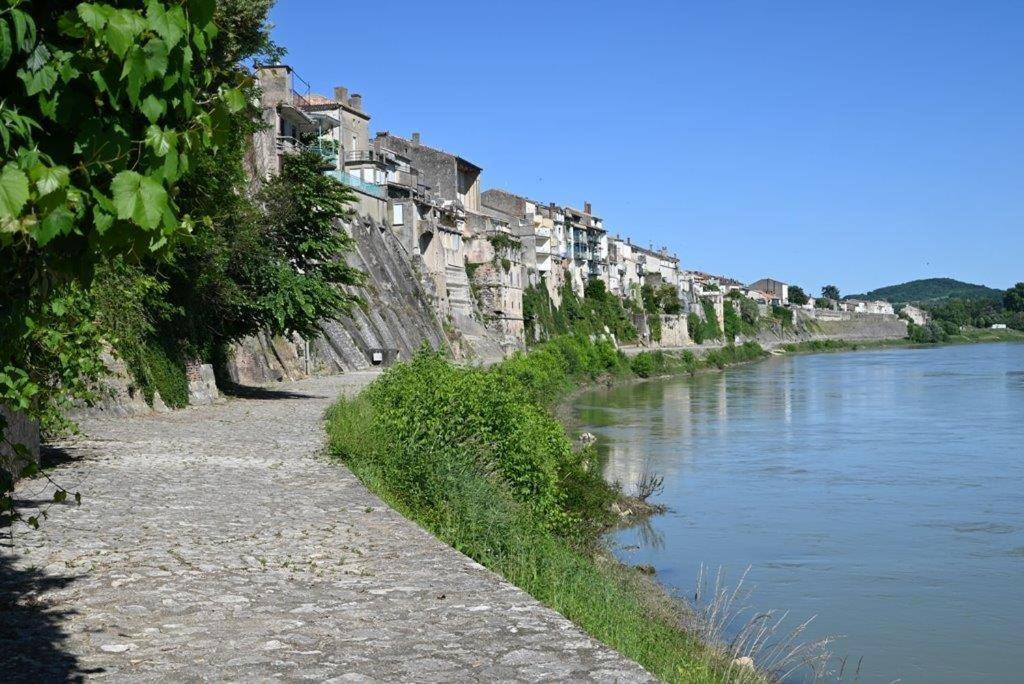 Hotel Cote Garonne Le Balcon Des Dames -Hotel Et Restaurant- Tonneins Fauillet Marmande - Vue Panoramique Bord De Garonne Chambres Climatisees Tonneins